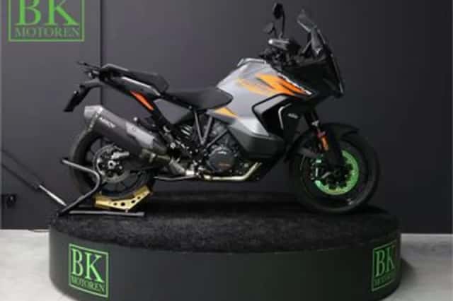 KTM 1290 Super Adventure (2022) thumbnail 6