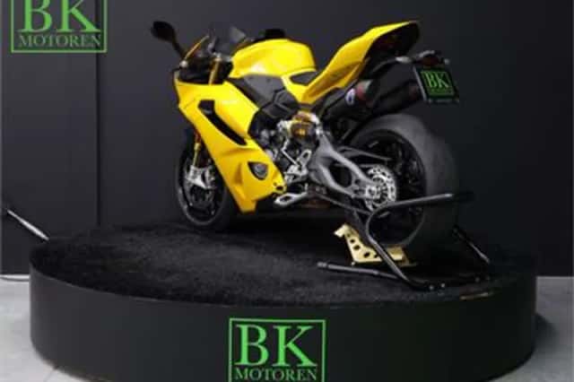 Ducati Panigale V2 (2026) thumbnail 4