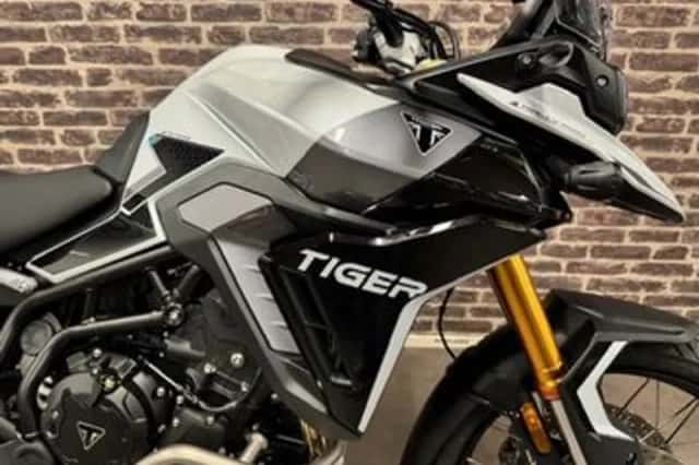 Triumph Tiger 900 Rally PRO (2026) thumbnail 3
