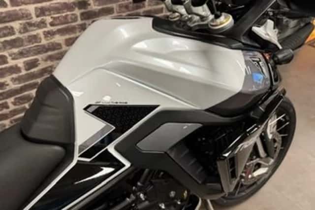 Triumph Tiger 900 Rally PRO (2026) thumbnail 6