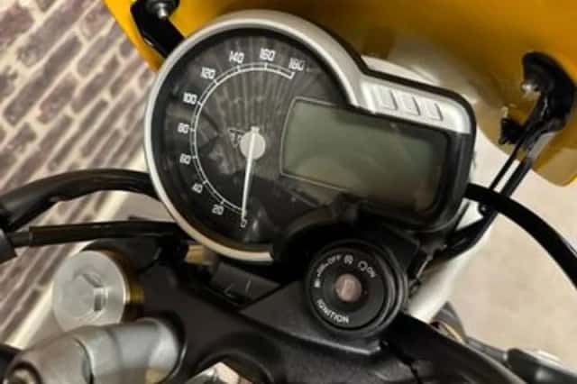 Triumph Scrambler 400 XC (2026) thumbnail 5