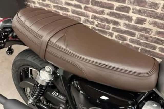 Triumph Bonneville T120 Black (2026) thumbnail 6