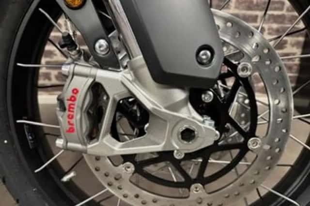 Triumph Tiger 1200 Desert Edition Crystal White (2026) thumbnail 5