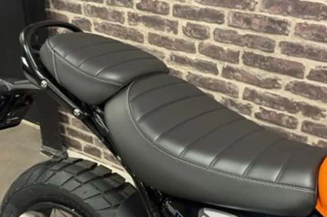 Triumph Scrambler 400 XC (2026) thumbnail 6