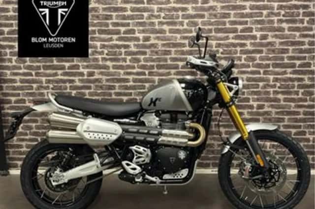 Triumph Scrambler 1200 XE Silver Ice / Phantom Black (2026) thumbnail 1