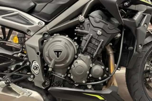 Triumph Street Triple RS (2020) thumbnail 6