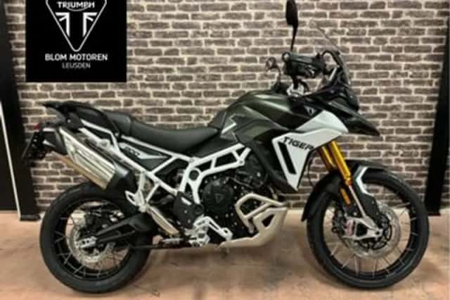 Triumph Tiger 900 Rally PRO (2026) thumbnail 1