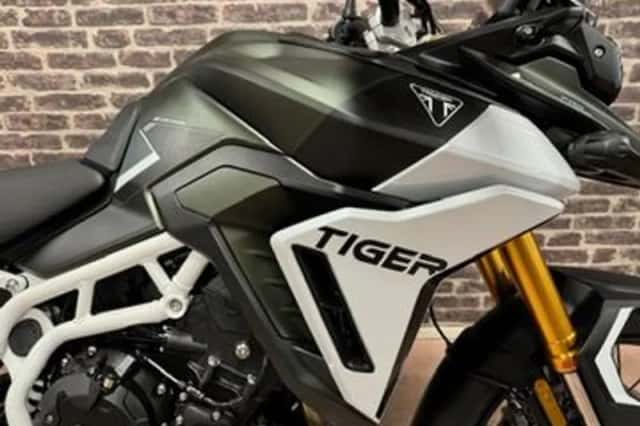 Triumph Tiger 900 Rally PRO (2026) thumbnail 3