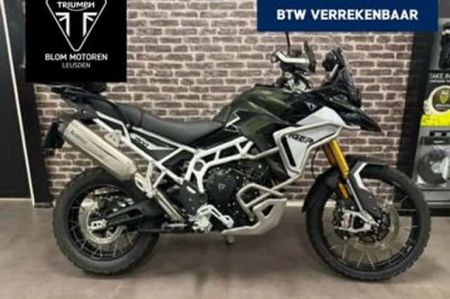 Triumph Tiger 900 Rally PRO (2026) thumbnail 1