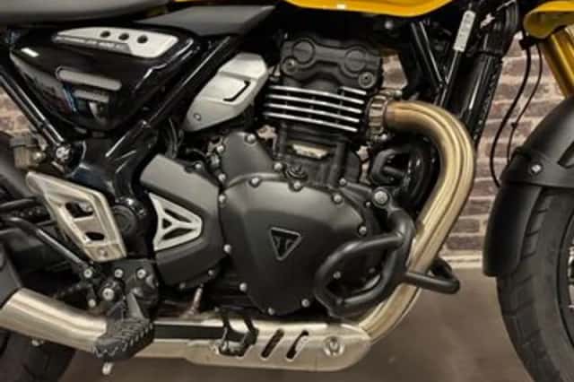 Triumph Scrambler 400 XC (2025) thumbnail 5