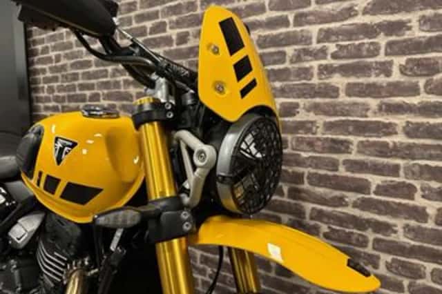 Triumph Scrambler 400 XC (2025) thumbnail 6