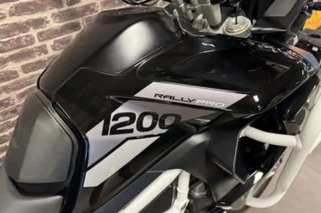 Triumph Tiger 1200 Rally Pro (2023) thumbnail 4