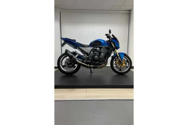 Kawasaki Z1000 (2006) thumbnail 1