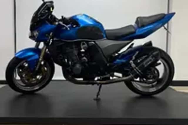 Kawasaki Z1000 (2006) thumbnail 5