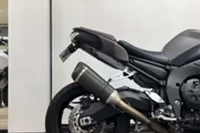 Yamaha FZ8 (2014) thumbnail 2