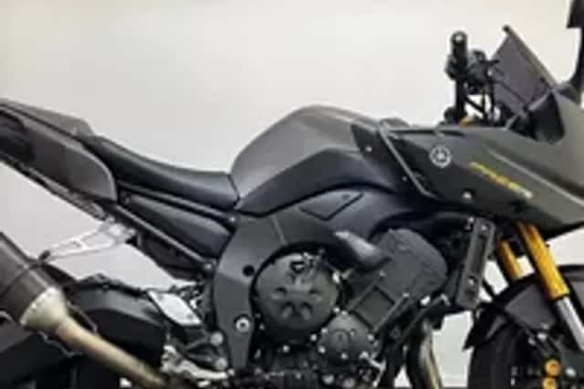 Yamaha FZ8 (2014) thumbnail 3