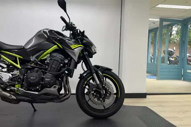 Kawasaki Z900 (2020) thumbnail 3