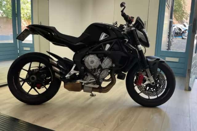 MV Agusta Brutale 675 (2012) thumbnail 4
