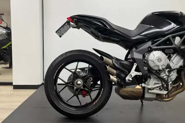 MV Agusta Brutale 675 (2012) thumbnail 2