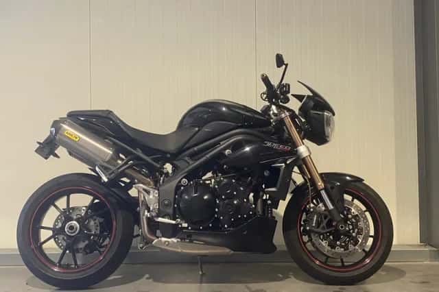 Triumph Speed Triple 1050 (2018) thumbnail 4