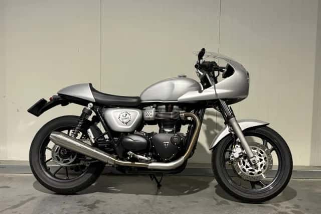 Triumph Street Twin ABS Café Racer (2018) thumbnail 3