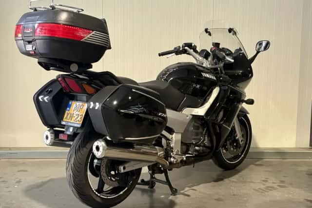 Yamaha FJR1300 (2001) thumbnail 3