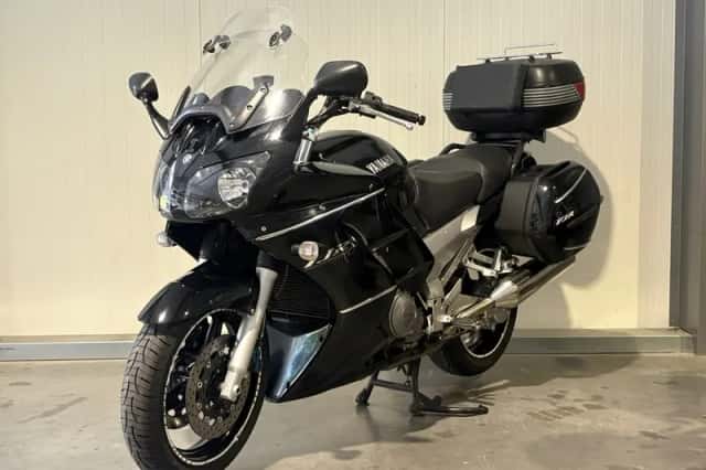 Yamaha FJR1300 (2001) thumbnail 4