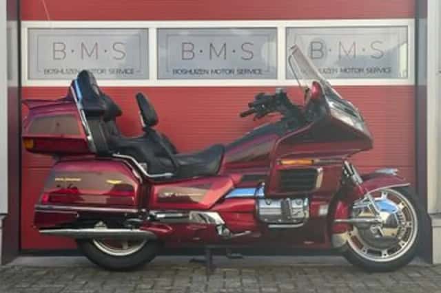 Honda GL 1500 SE Gold Wing (1999) thumbnail 1