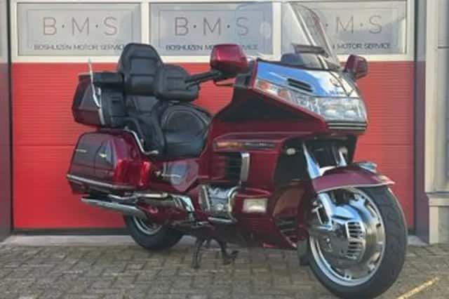 Honda GL 1500 SE Gold Wing (1999) thumbnail 2