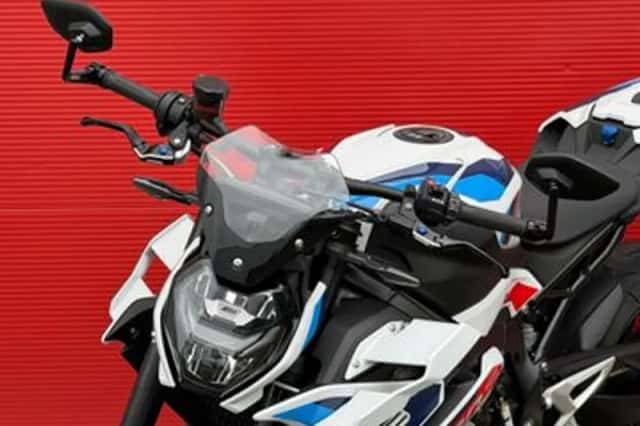 BMW M 1000 R (2023) thumbnail 6