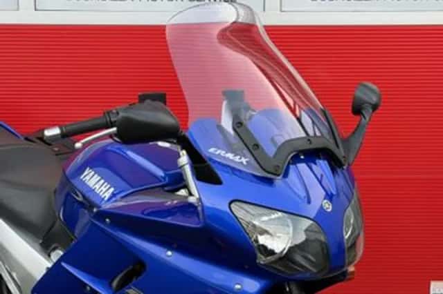 Yamaha FJR1300 (2002) thumbnail 5