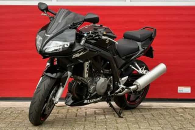 Suzuki SV 1000 S (2005) thumbnail 3