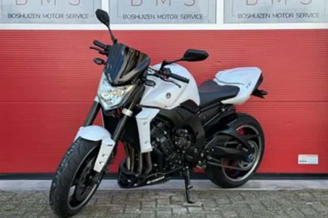 Yamaha FZ1 (2010) thumbnail 3
