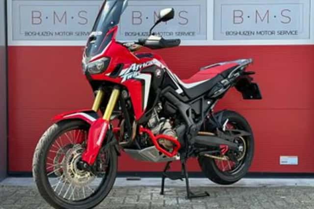 Honda Africa Twin (2017) thumbnail 3
