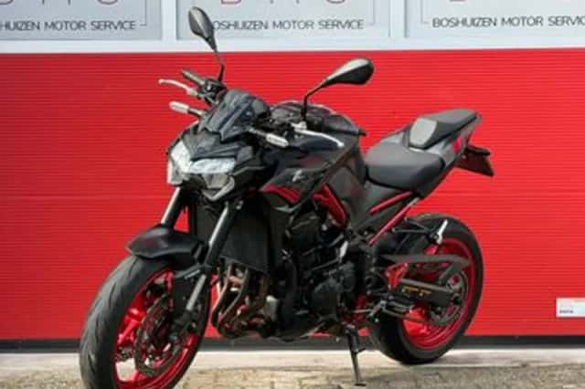 Kawasaki Z900 (2021) thumbnail 3