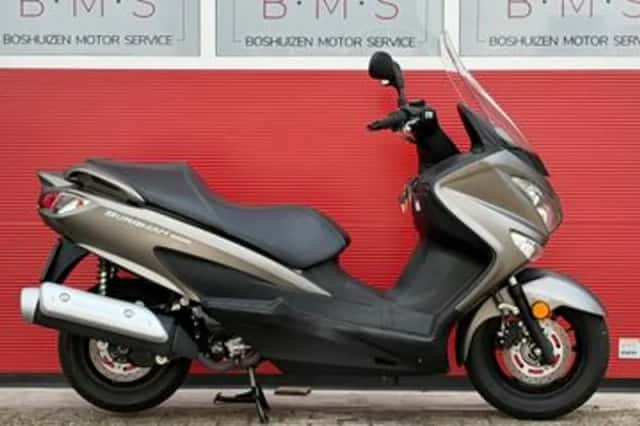Suzuki Burgman 200 (2018) thumbnail 1