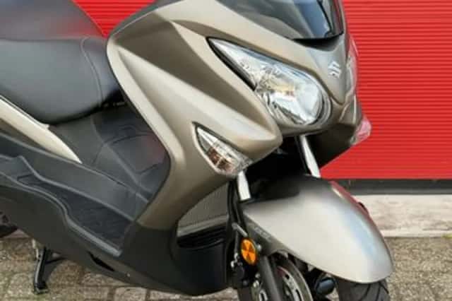 Suzuki Burgman 200 (2018) thumbnail 5