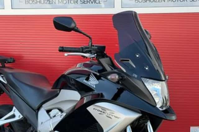 Honda VFR800 (2014) thumbnail 5