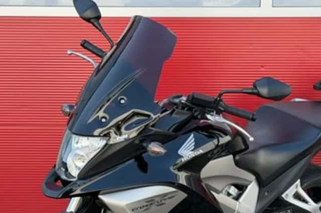 Honda VFR800 (2014) thumbnail 6