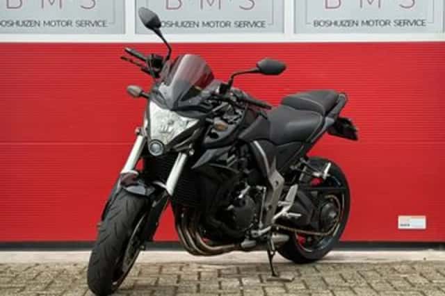 Honda CB1000R (2011) thumbnail 3