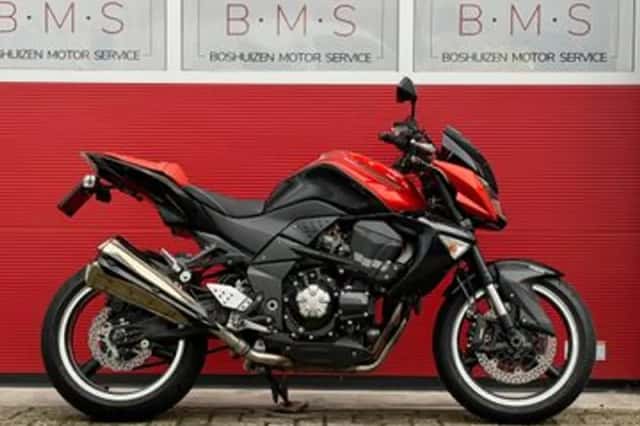Kawasaki Z1000 (2010) thumbnail 1