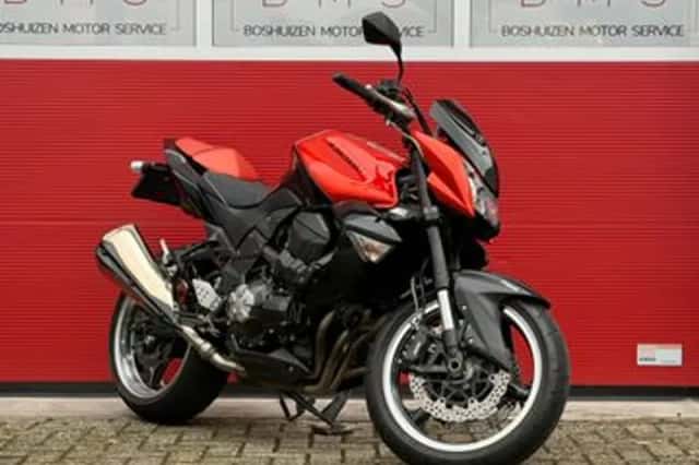 Kawasaki Z1000 (2010) thumbnail 2