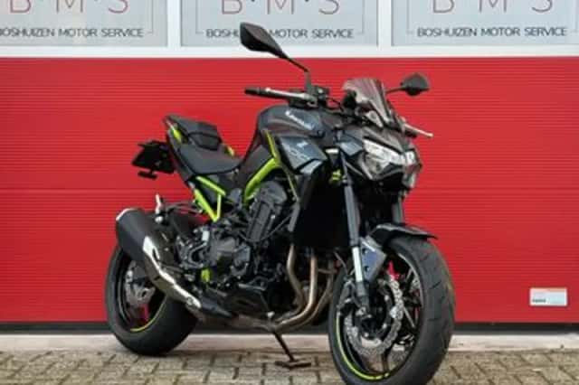 Kawasaki Z900 (2023) thumbnail 2