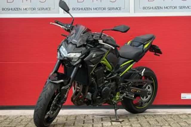 Kawasaki Z900 (2023) thumbnail 3