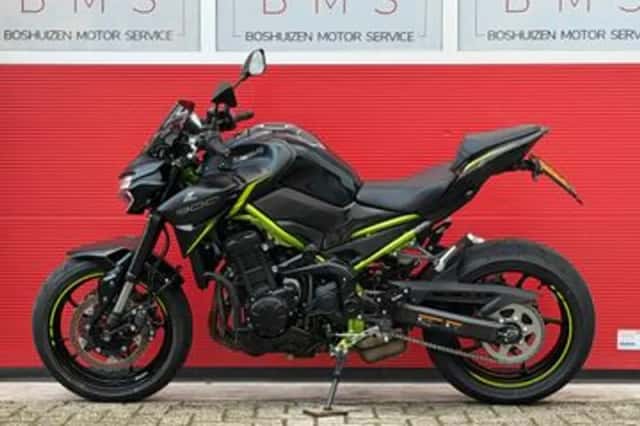 Kawasaki Z900 (2023) thumbnail 4