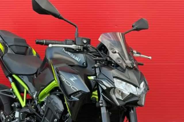 Kawasaki Z900 (2023) thumbnail 5