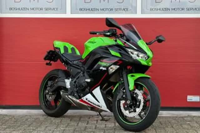 Kawasaki Ninja 650 (2021) thumbnail 2