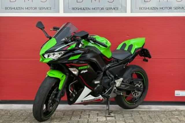 Kawasaki Ninja 650 (2021) thumbnail 3