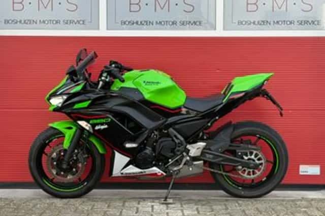 Kawasaki Ninja 650 (2021) thumbnail 4