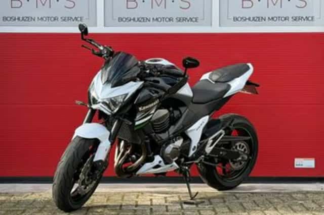 Kawasaki Z800 (2013) thumbnail 3